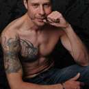Sexy Saskatoon body builder, age 26, looking for fun and hot sex!